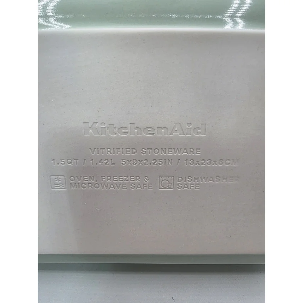 NEW KitchenAid Vitrified Stoneware KQ993BX 1.5Qt Pistachio Green 5x9x2.25 Inches